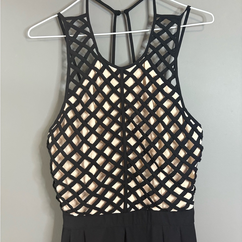 Marineblu, Small, black pant suit, wide leg, nude top with black lattice pattern - Picture 10 of 10